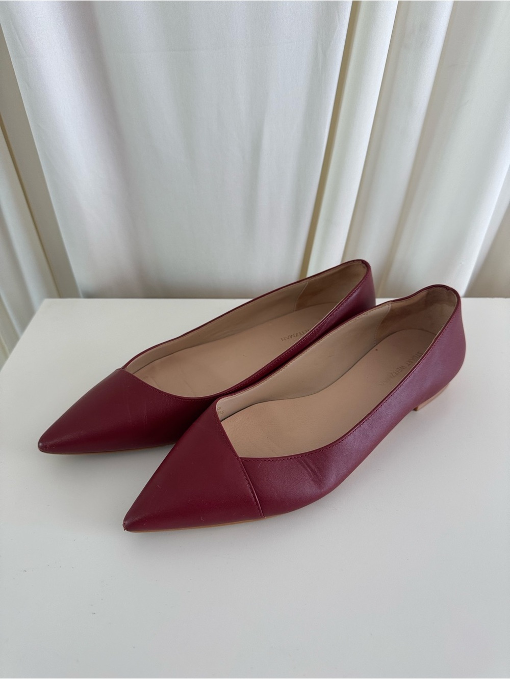 Stuart Weitzman Avenue Ballet Flat Dark Red Burgundy Pointed Toe Size 7